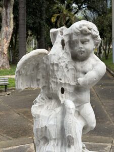 Clamor:  el fantasma y la ética como vanguardia pedagógica